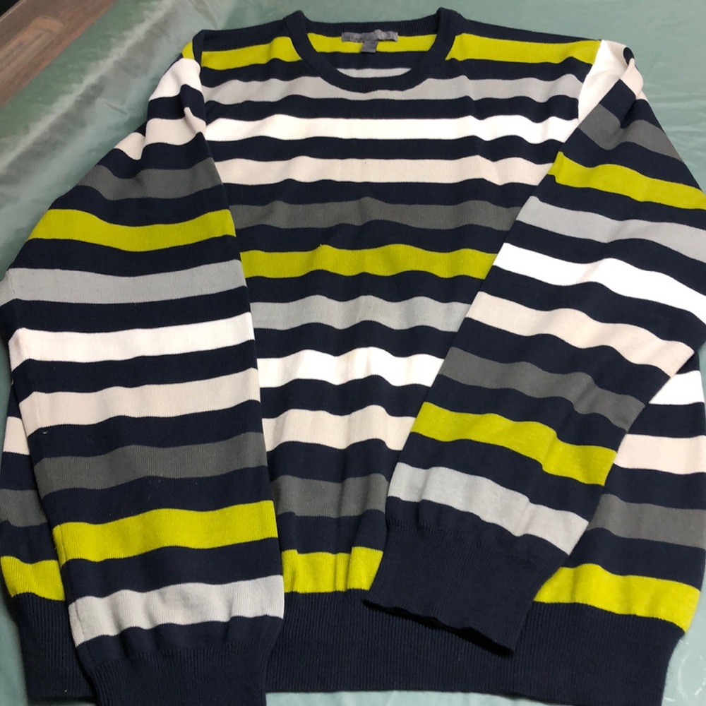 Men’s Old Navy Sweater